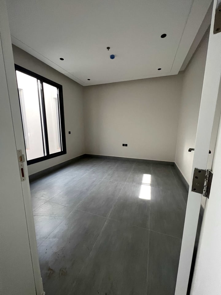 Apartment 303 SQM with 3 Bedrooms Al Rimal, East Riyadh, Riyadh