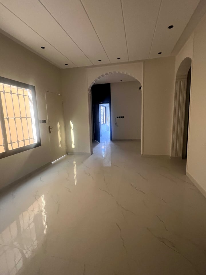 Floor 138.93 SQM with 5 Bedrooms Namar, West Riyadh, Riyadh