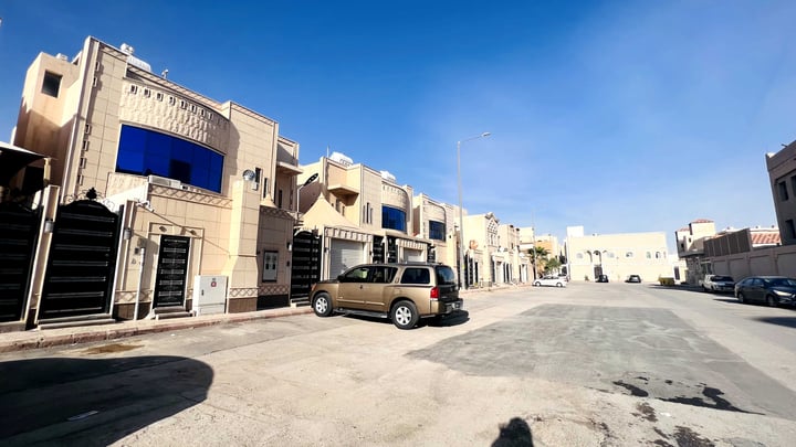 Villa 325 SQM Facing South on 20m Width Street Qurtubah, East Riyadh, Riyadh