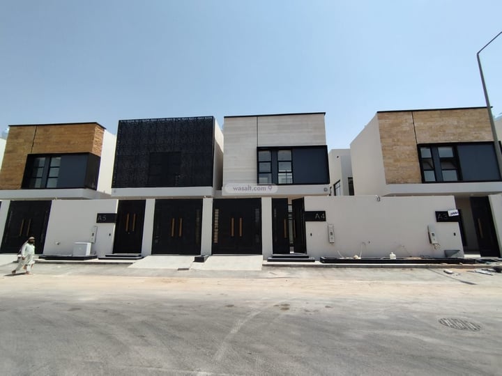 فيلا 250 متر مربع غربية على شارع 20م اليرموك، شرق الرياض، الرياض