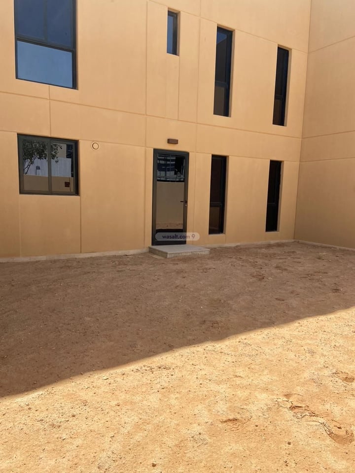 فيلا 250 متر مربع واجهة شمالية ب 3 غرف مطار الملك خالد، شمال الرياض، الرياض