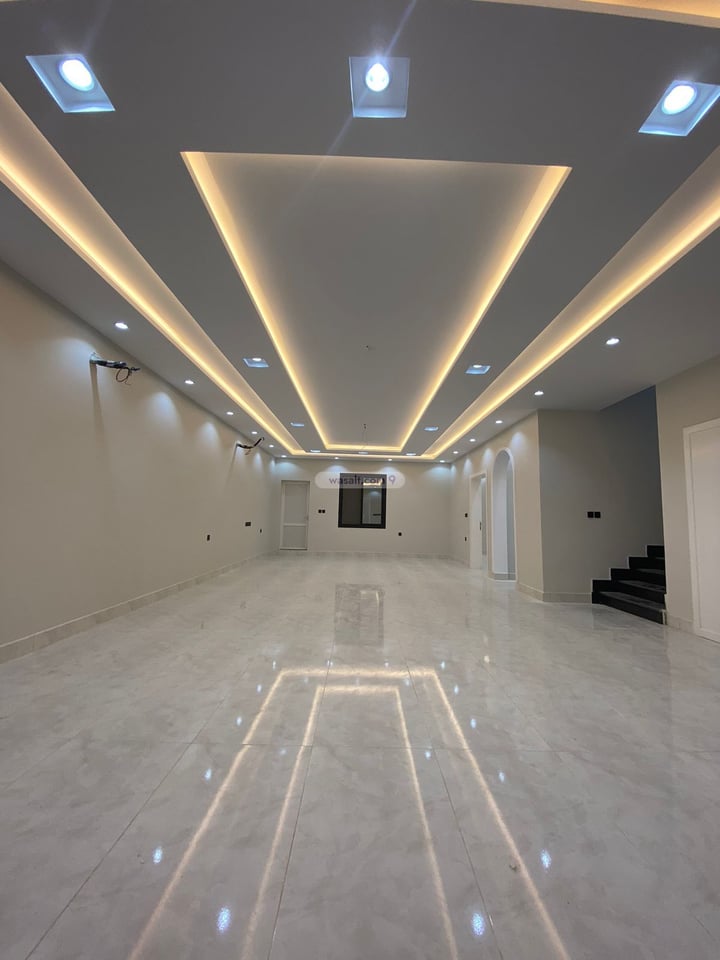 Villa 275 SQM Facing North East on 15m Width Street Ar Rahmanyah, East Jeddah, Jeddah