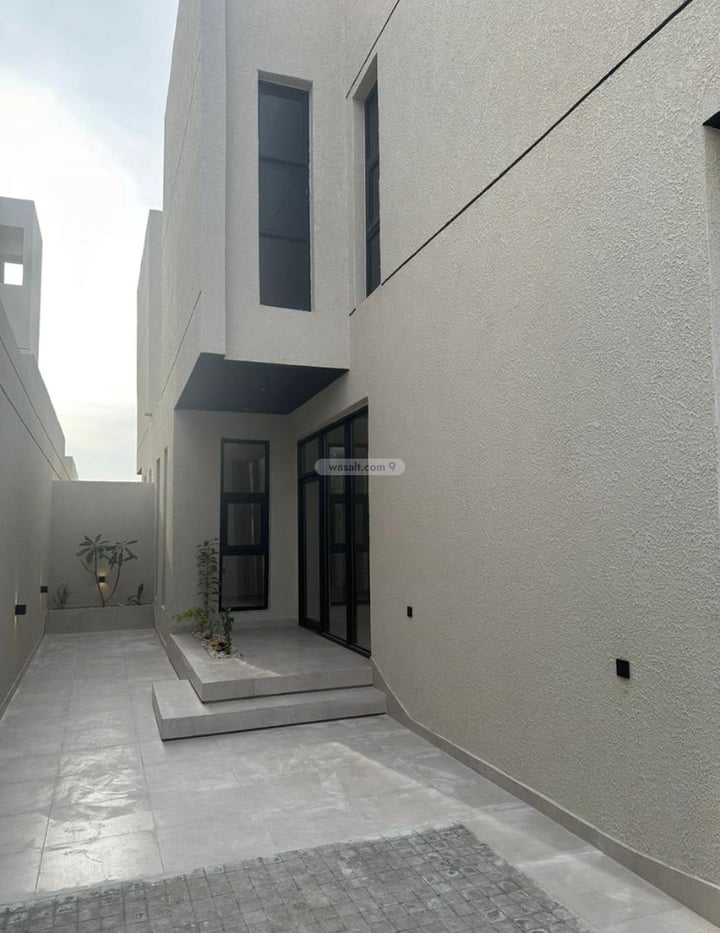 Villa 232 SQM Facing North East on 12m Width Street An Naqa Ash Sharqi, Buraidah
