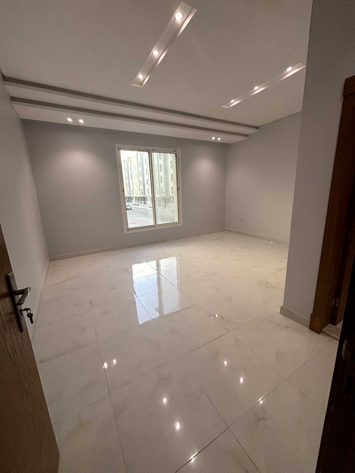 Apartment 173 SQM with 5 Bedrooms Al Marwah, North Jeddah, Jeddah