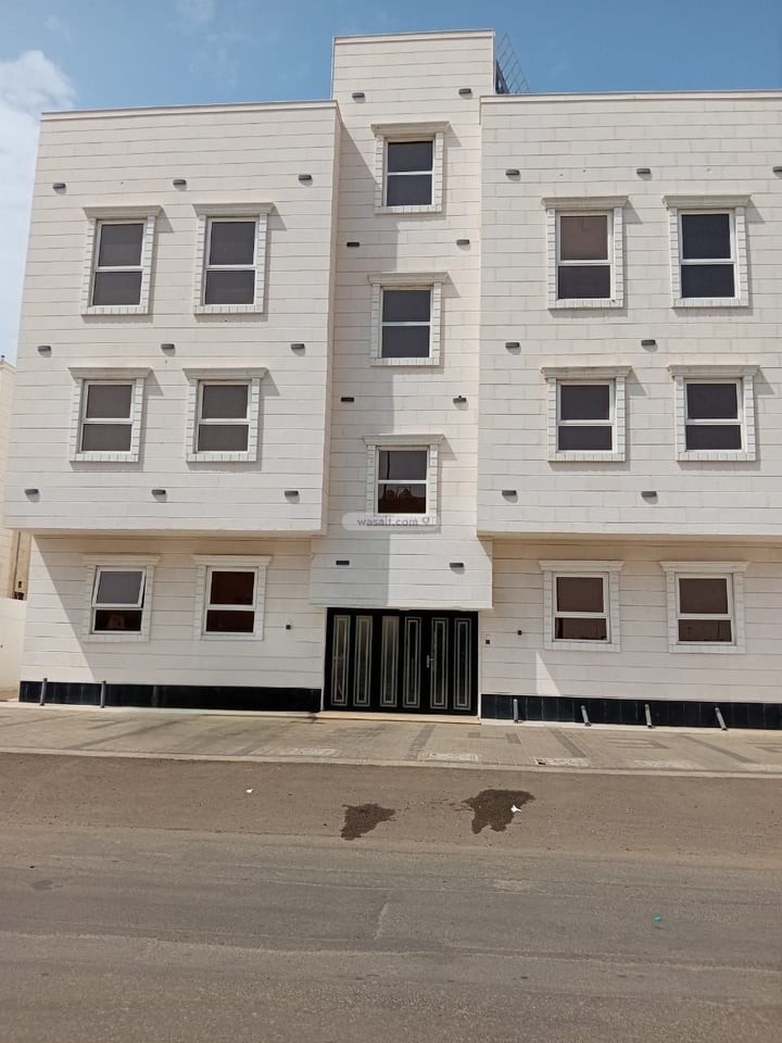 Apartment 170 SQM with 5 Bedrooms Ar Rehab 1, Jazan