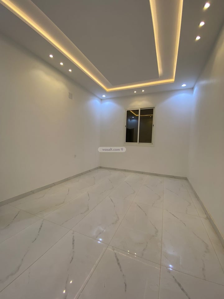 Villa 300 SQM Facing South with 9 Bedrooms Al Rimal, East Riyadh, Riyadh