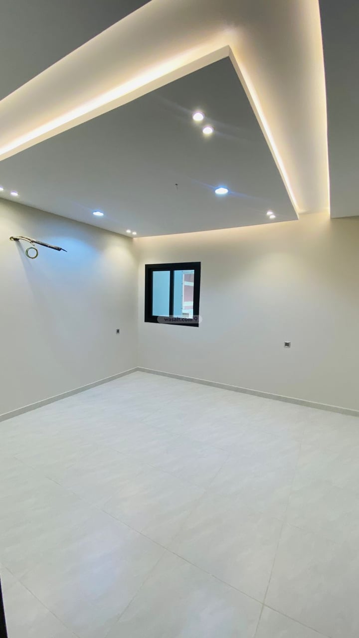 Apartment 202 SQM with 5 Bedrooms King Fahd, Makkah