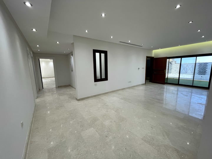 Apartment 300 SQM with 5 Bedrooms Ar Rawdah, North Jeddah, Jeddah