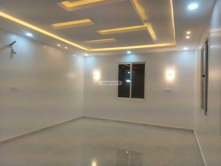 Floor 660 SQM with 6 Bedrooms Airport, Najran