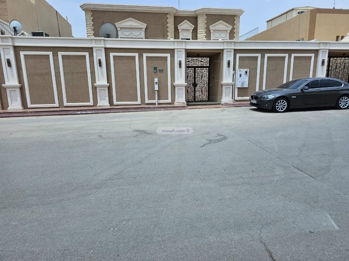 أرض 800 متر مربع شمالية شرقية على شارع 18م الورود، شمال الرياض، الرياض