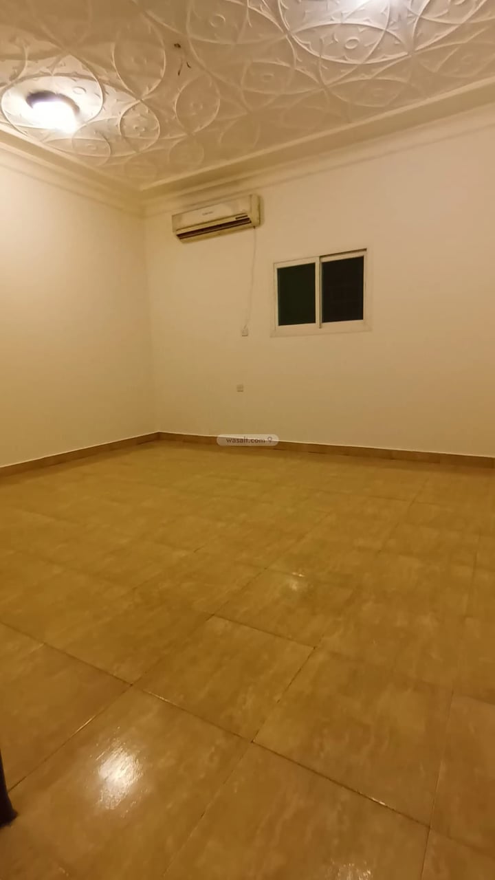 Floor 338 SQM with 7 Bedrooms Al Saadah, East Riyadh, Riyadh
