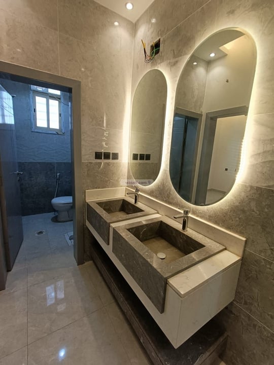 Apartment 244.4 SQM with 7 Bedrooms Shubat Al Shaykh, Khamis Mushayt