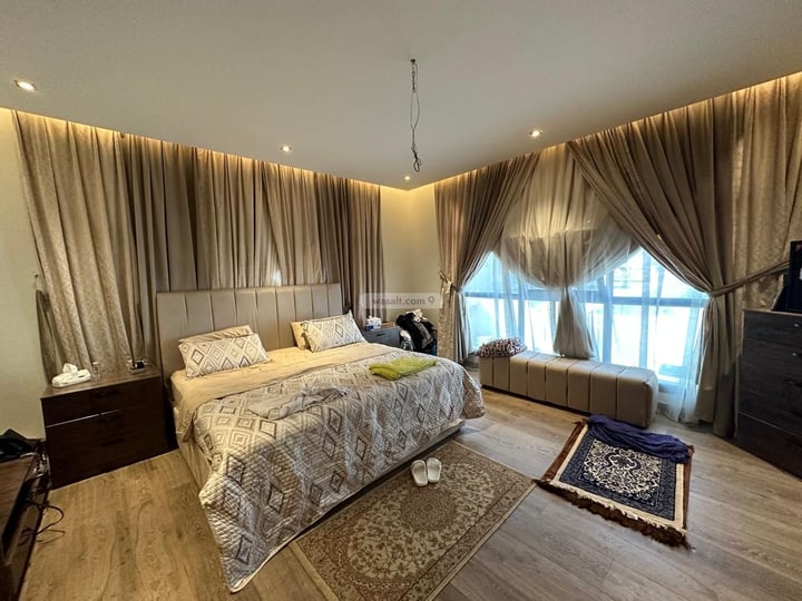 Villa 352 SQM Facing South with 9 Bedrooms Al Arid, North Riyadh, Riyadh