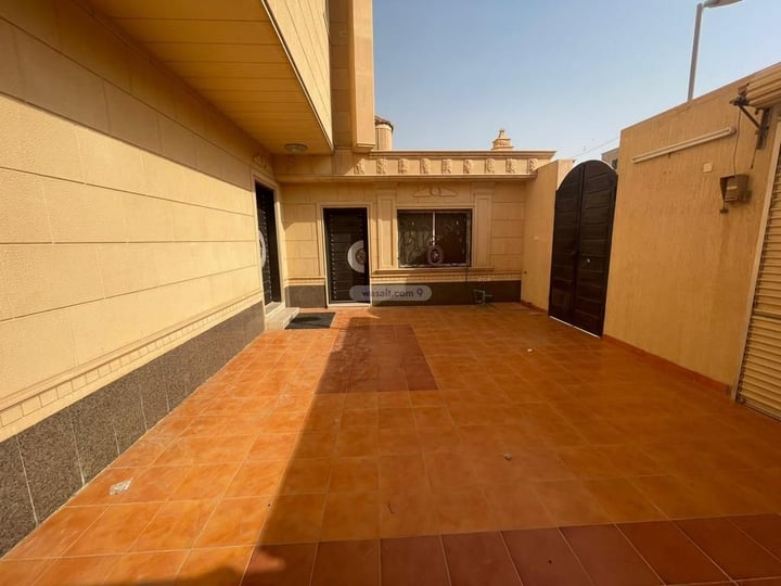 Villa 450 SQM with 2 Apartments Facing West Dhahrat Laban, West Riyadh, Riyadh