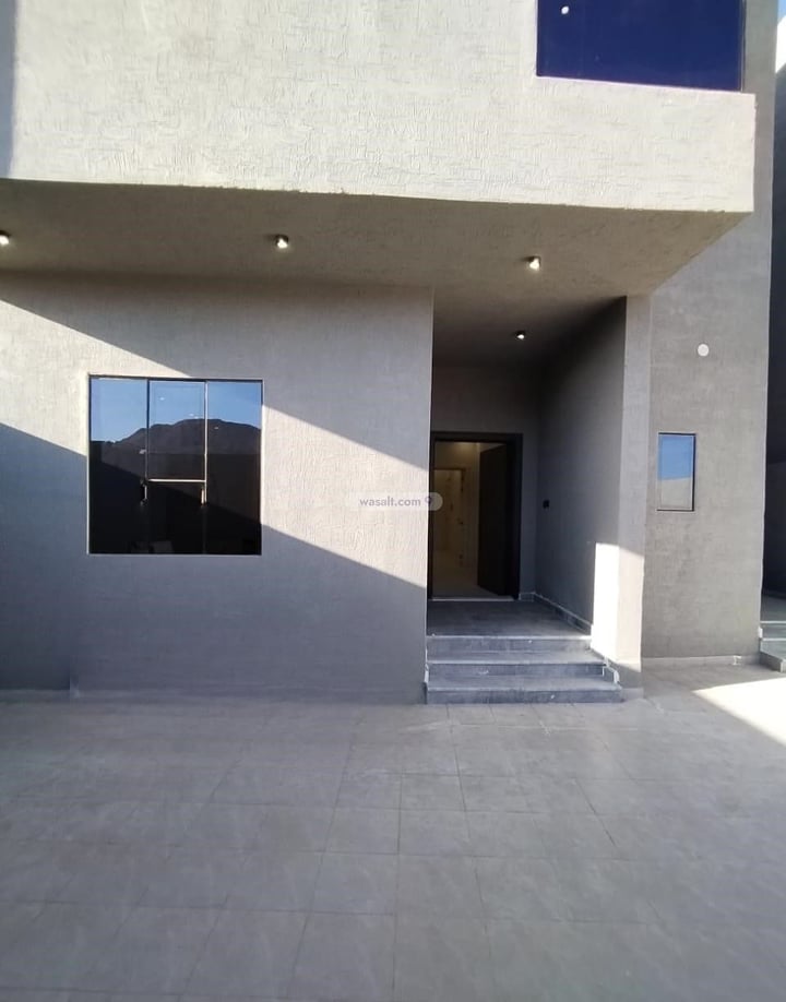 Villa 478 SQM Facing South on 24m Width Street Taibah, Madinah