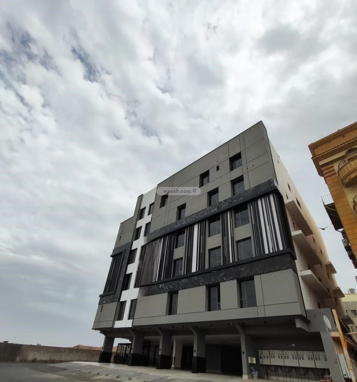 Apartment 162 SQM with 5 Bedrooms As Samir, East Jeddah, Jeddah