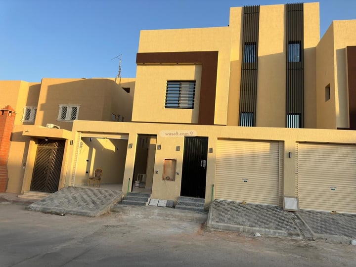 Floor 399.9 SQM with 4 Bedrooms Okaz, South Riyadh, Riyadh