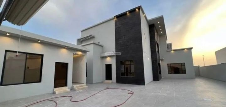 Villa 660 SQM Facing North East on 20m Width Street Al Nakhil, Hafar Al Batin