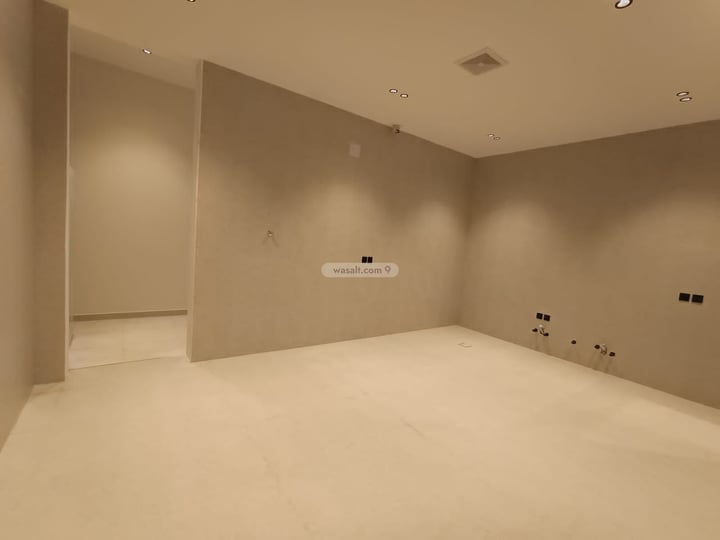 فيلا 433 متر مربع مع شقة واجهة جنوبية الرمال، شرق الرياض، الرياض