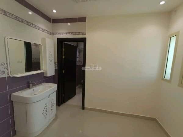 Villa 300 SQM Facing West on 18m Width Street Dhahrat Laban, West Riyadh, Riyadh