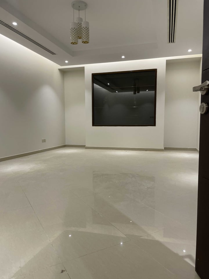 Villa 333.25 SQM Facing North with 7 Bedrooms Al Mughrazat, North Riyadh, Riyadh