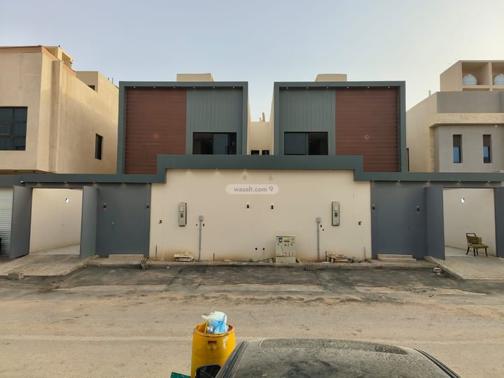 فيلا 300 متر مربع شمالية شرقية على شارع 18م عكاظ، جنوب الرياض، الرياض
