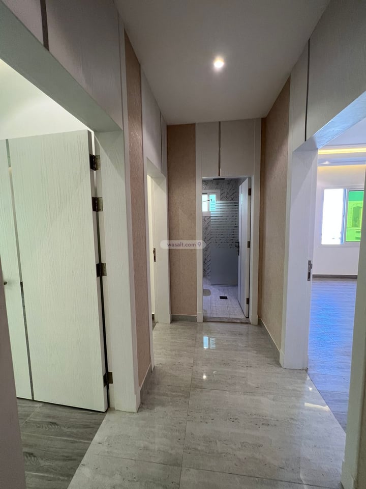 Apartment 166.3 SQM with 5 Bedrooms Mishrifah, North Jeddah, Jeddah