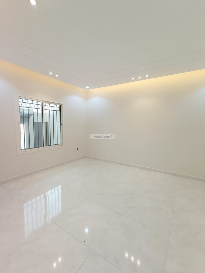 Floor 223.52 SQM with 6 Bedrooms Al Maealaa, Ahad Rafidah