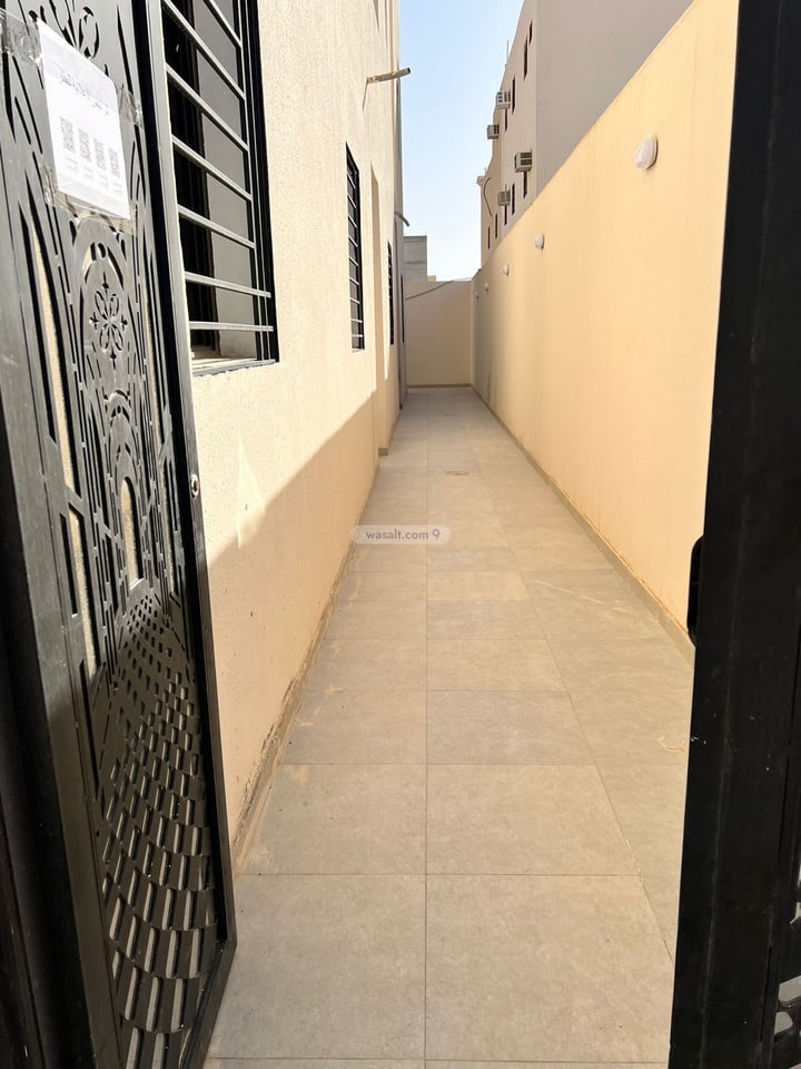 فيلا 283.27 متر مربع شمالية شرقية على شارع 36م ظهرة لبن، غرب الرياض، الرياض