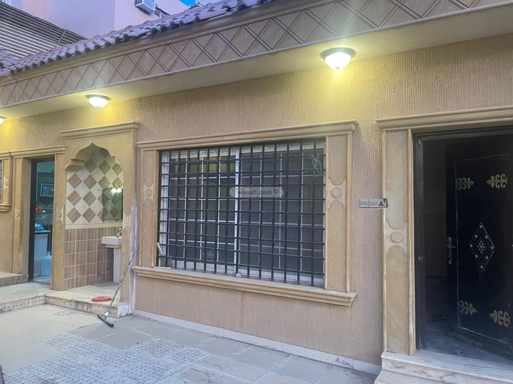 Rest House 525 SQM Facing West on 15m Width Street Al Hazm, West Riyadh, Riyadh