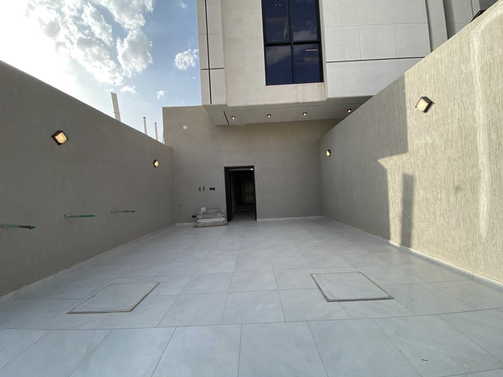دور 256 متر مربع ب 4 غرف الرمال، شرق الرياض، الرياض