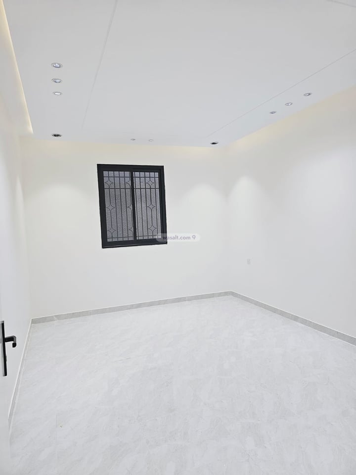 شقة 244.01 متر مربع ب 4 غرف اليرموك، خميس مشيط