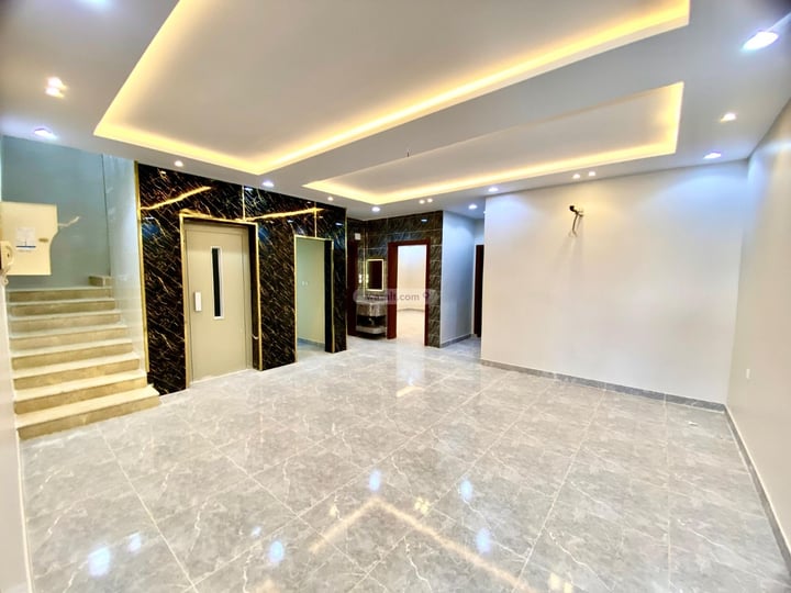 Villa 304 SQM Facing West on 15m Width Street Al Gashashia Al Jadid, Makkah