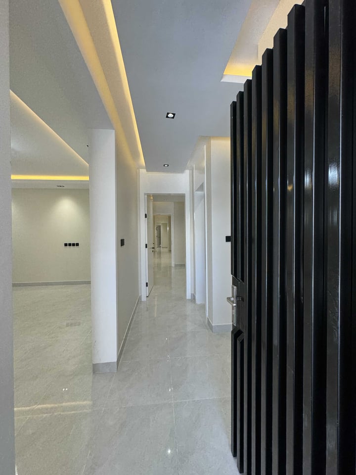 Apartment 209.86 SQM with 6 Bedrooms Al Sharaf, Khamis Mushayt