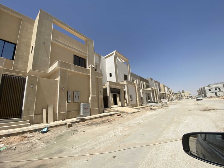 فيلا 250 متر مربع شمالية شرقية على شارع 20م بدر، جنوب الرياض، الرياض