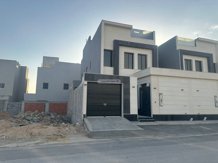 Villa 200 SQM Facing North on 20m Width Street Badr, South Riyadh, Riyadh