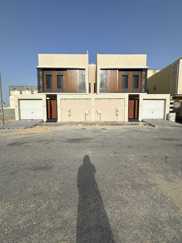 Villa 205 SQM Facing West on 15m Width Street As Sawari, Al Khobar