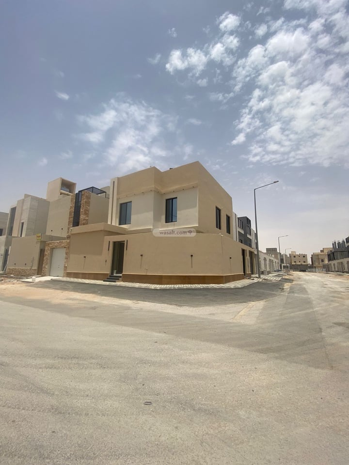 فيلا 219.27 متر مربع جنوبية على شارع 15م الرمال، شرق الرياض، الرياض
