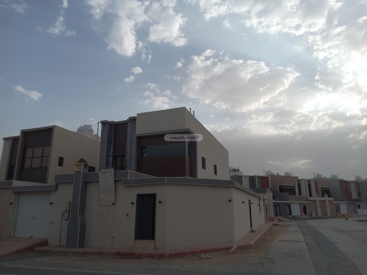 فيلا 328.08 متر مربع شمالية شرقية على شارع 15م بدر، جنوب الرياض، الرياض