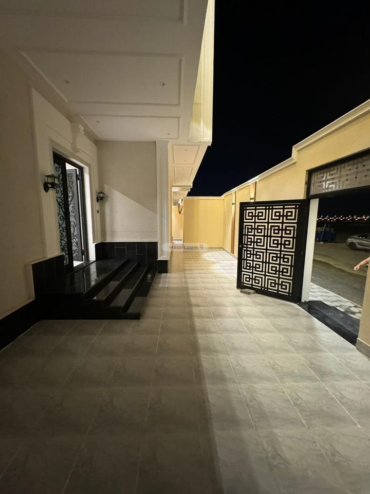 Villa 474 SQM Facing South on 15m Width Street Ar Rahmanyah, East Jeddah, Jeddah