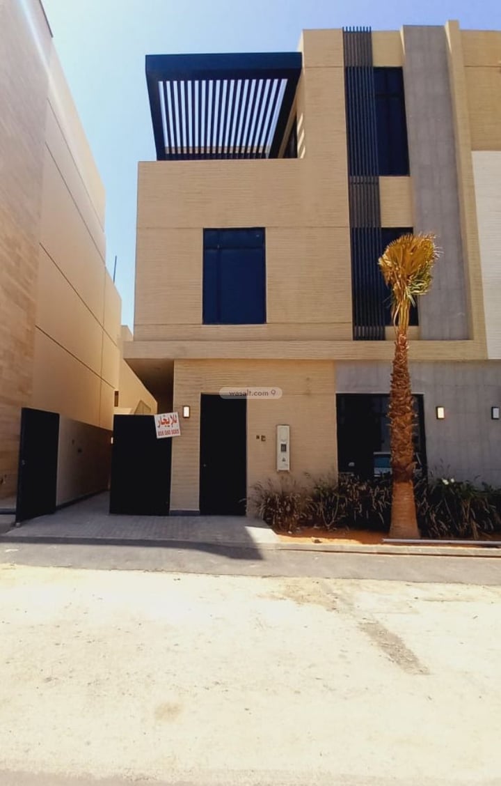 Villa 327.21 SQM Facing South with 3 Bedrooms Al Mahdiyah, West Riyadh, Riyadh