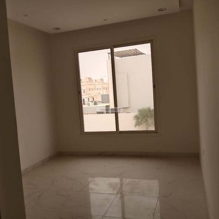 فيلا 316.45 متر مربع جنوبية على شارع 15م عكاظ، جنوب الرياض، الرياض