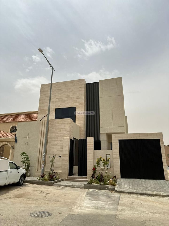 Villa 390 SQM Facing North East on 15m Width Street Dhahrat Laban, West Riyadh, Riyadh