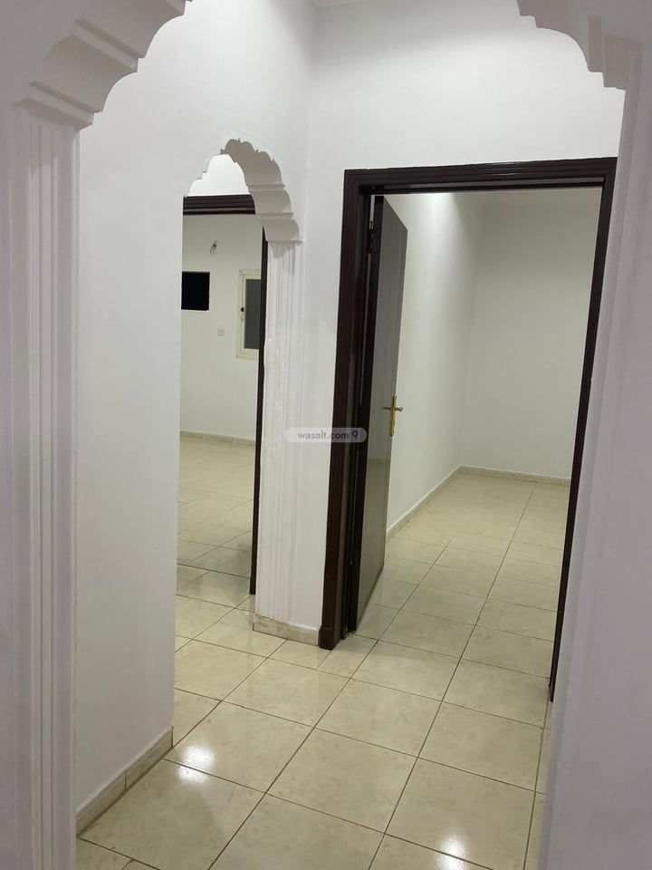 Floor 135 SQM with 3 Bedrooms Al Aziziyah, South Riyadh, Riyadh