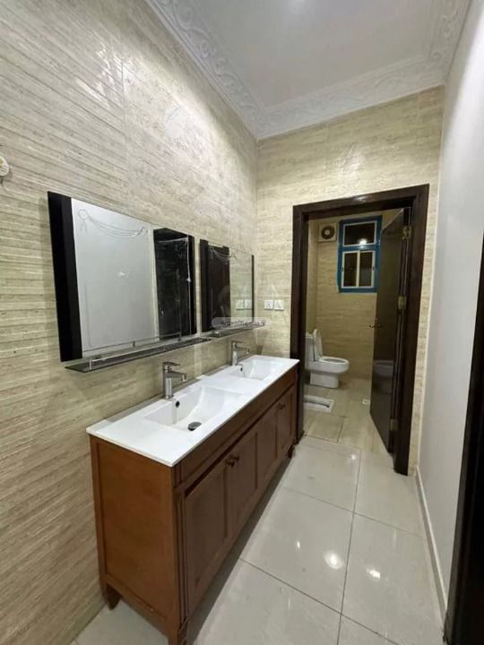 Apartment 690 SQM with 5 Bedrooms As Salhiyah, East Jeddah, Jeddah