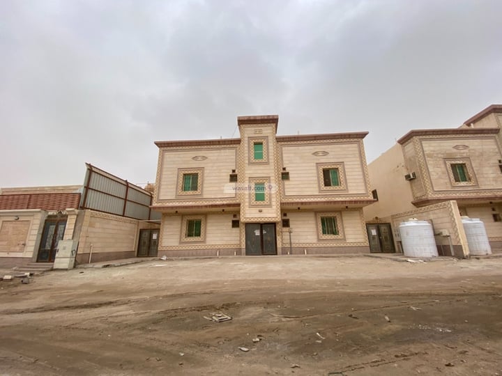 عمارة 500 متر مربع واجهة جنوبية ضاحية الملك فهد، الدمام