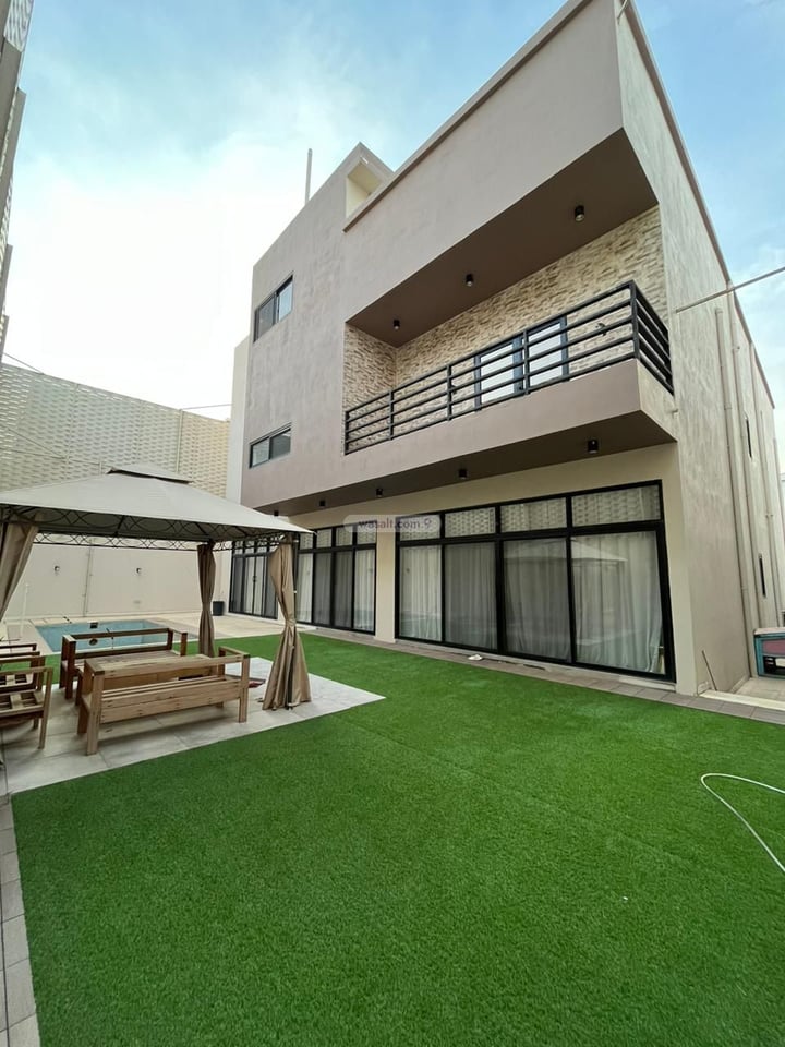 Villa 600 SQM Facing North on 15m Width Street Al Wafa, Khamis Mushayt