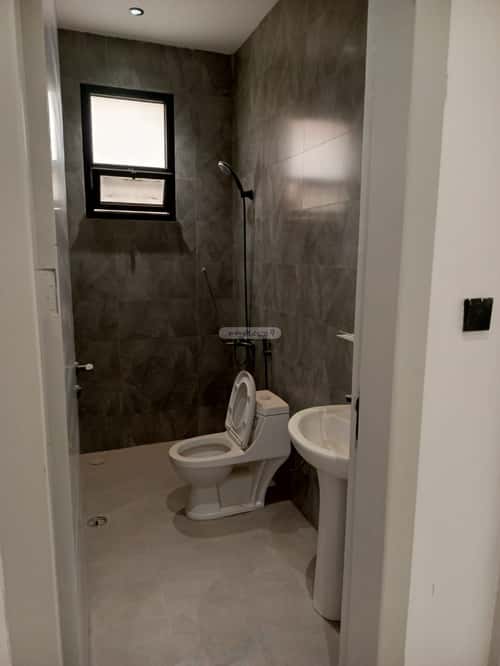 Floor 195.65 SQM with 5 Bedrooms Badr, South Riyadh, Riyadh