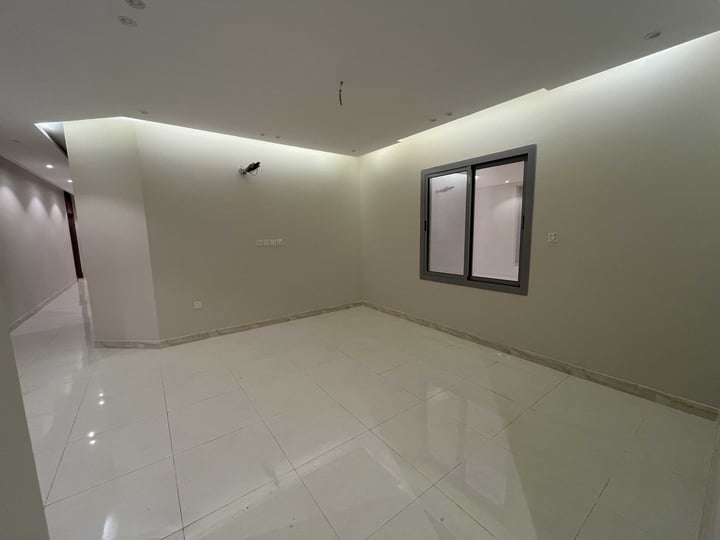 Apartment 193.86 SQM with 5 Bedrooms As Swaryee, North Jeddah, Jeddah