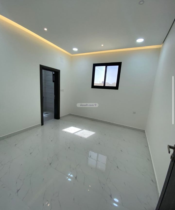 Villa 363.14 SQM Facing South on 12m Width Street Al Humar Ash Shamali, Buraidah